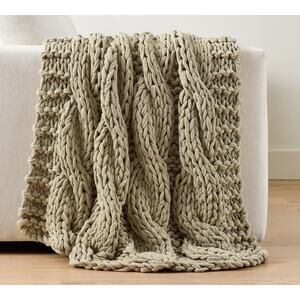 Pottery Barn Colossal Handknit Throw Blanket – Lichen Green – New